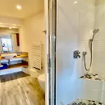 Apartman Cozy Apartment, Center, Sea View And Parking *