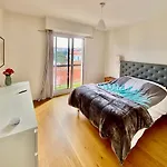 Cozy Apartment, Center, Sea View And Parking Biarritz