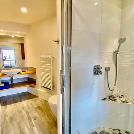 Appartement Cozy Apartment, Center, Sea View And Parking *