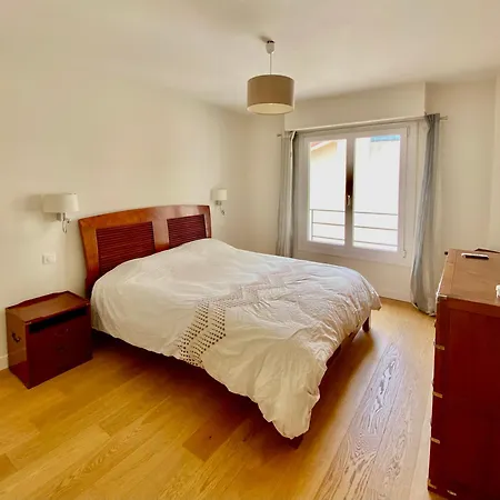 Apartament Cozy Apartment, Center, Sea View And Parking