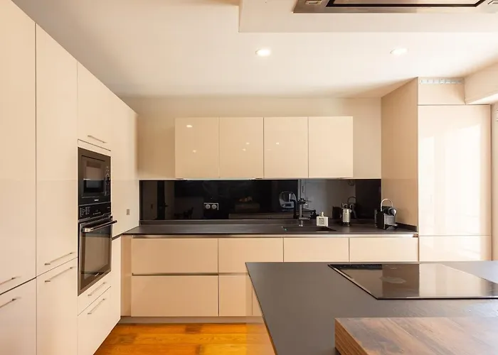 Cozy Apartment, Center, Sea View And Parking Apartment Biarritz